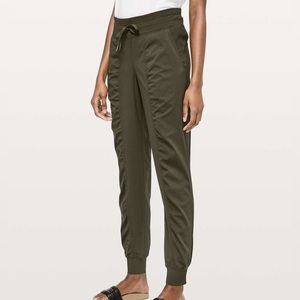 Lululemon Dance Studio Jogger *29” - Dark Olive, size 8